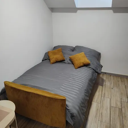 Homestay Zuzanna, Wczesniej Italia